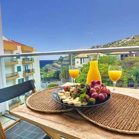 Rainbow Apartment By Lovelystay Funchal  Bagian luar foto