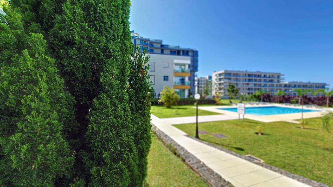 Rainbow Apartment By Lovelystay Funchal  Bagian luar foto